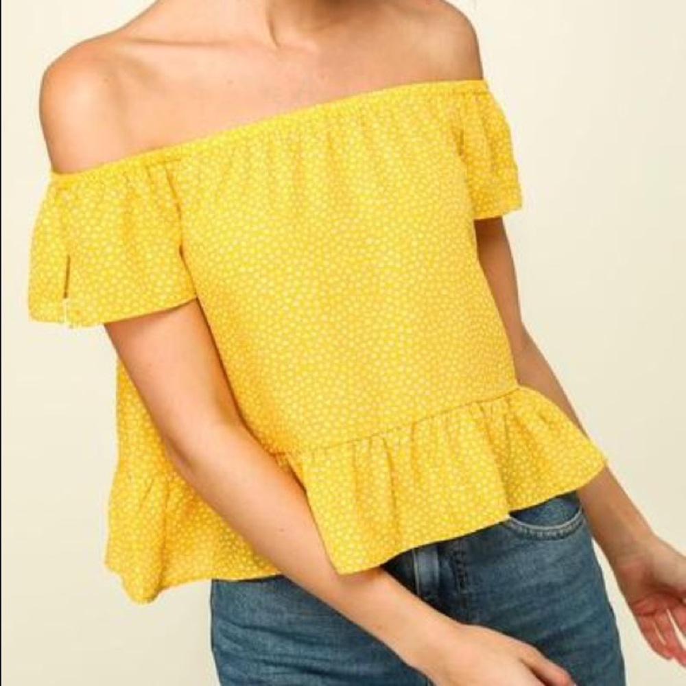 NWT Yellow polka dot off the shoulder crop top